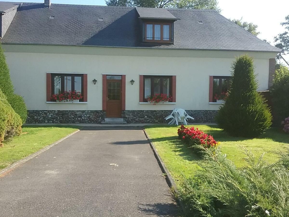 Gite A La Ferme Villeroy  Exteriör bild